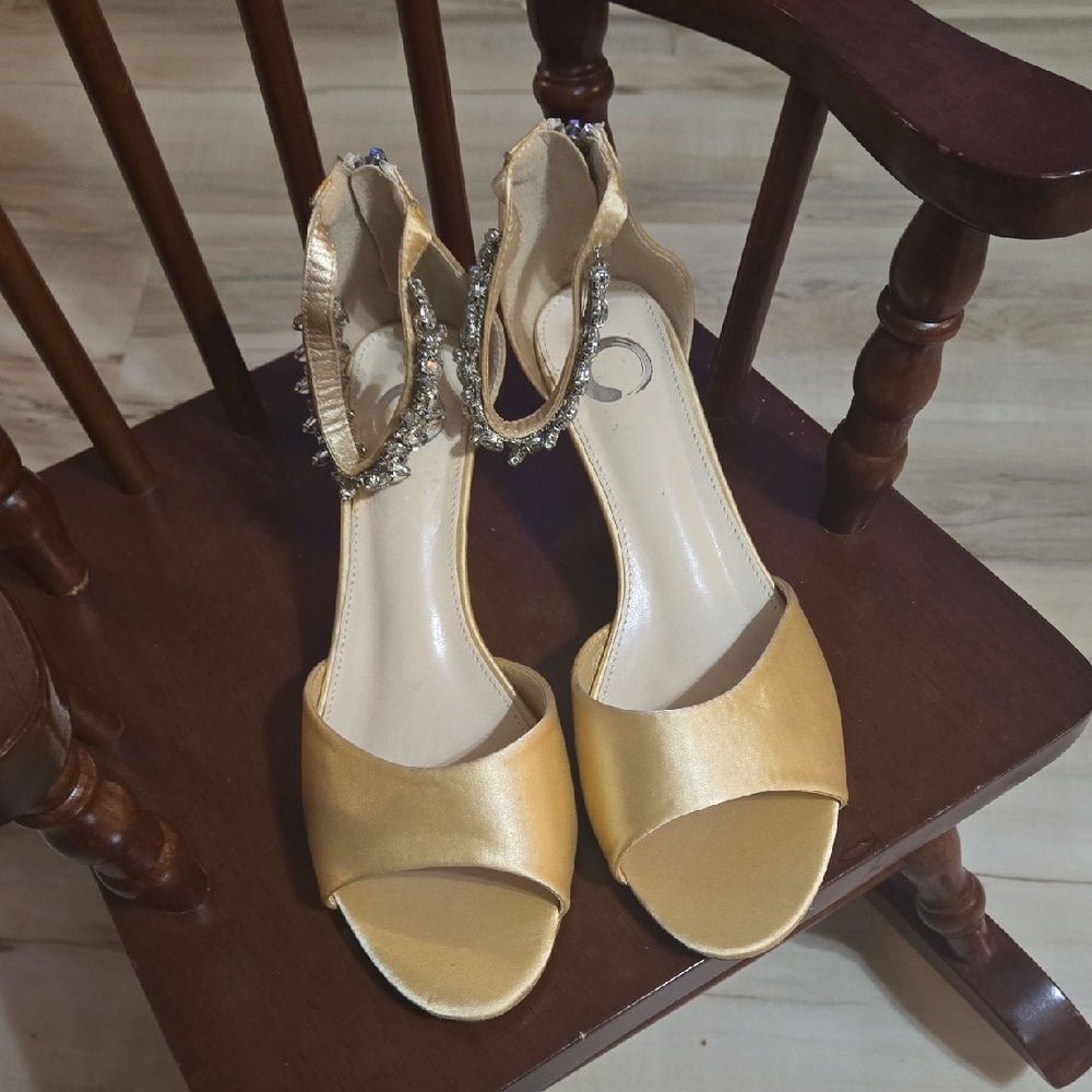NWOT Elegant Gold Women's Wedge Heels With Rhinestone Ankles